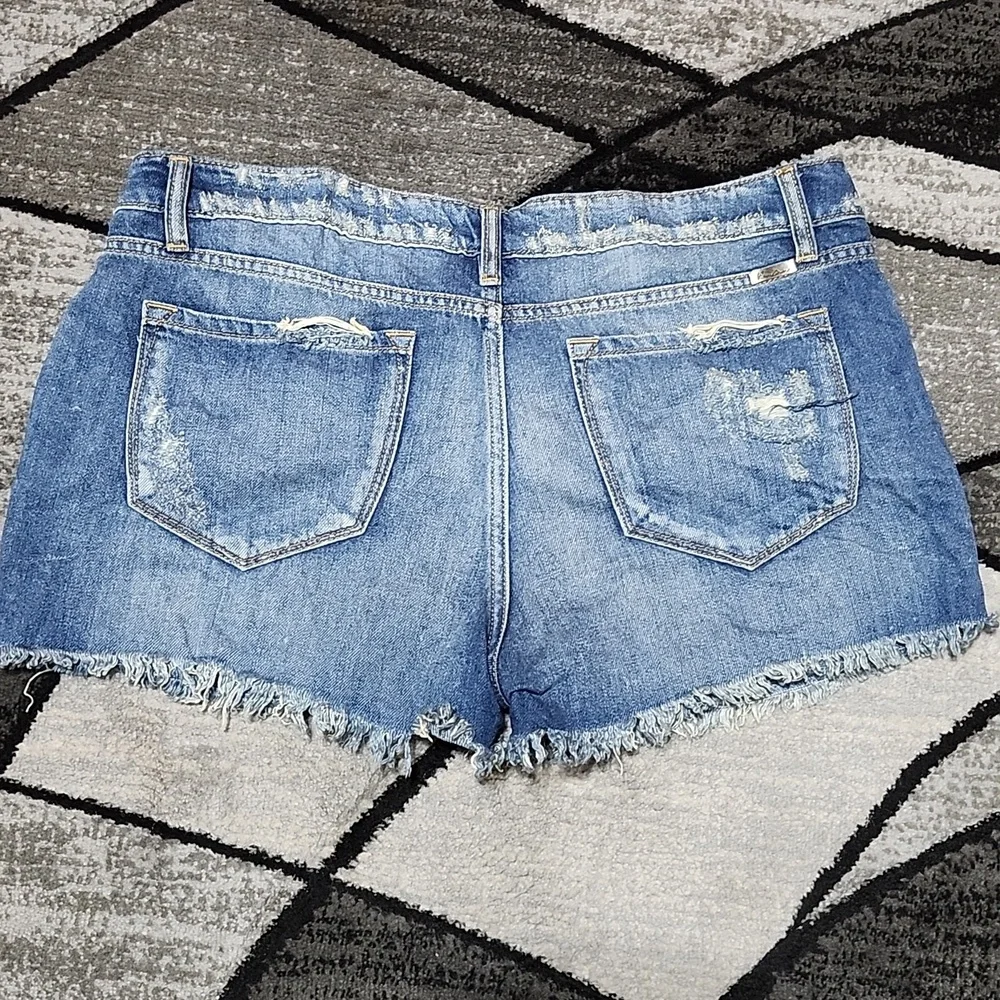 KANCAN HIGH-RISE RAW-EDGE DISTRESSED DENIM JEAN SHORTS SIZE 30